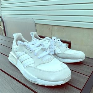 Adidas BOSTONSUPERxR1 (Never worn/Tags still on)